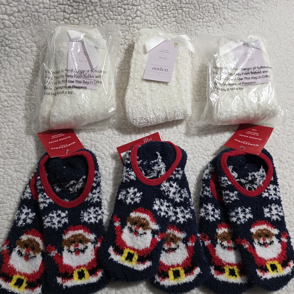 Cozy Santa and Snowflake Bundle Socks Set 6 Pairs